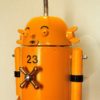 image qui représente un robot androïd jaune réalisé par Guy Pirot pour la boutique en ligne