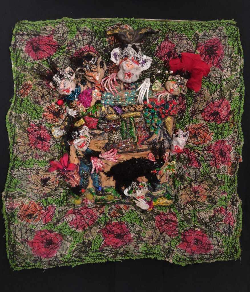 Sculpture textile en ronde-bosse réalisée par Rebecca Campeau