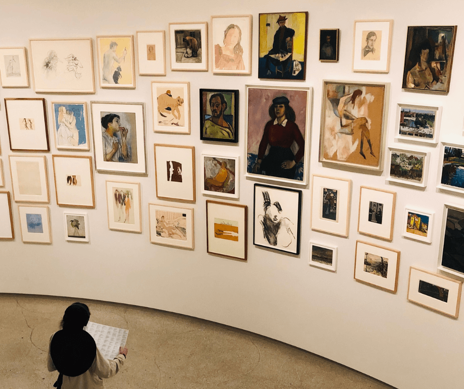 You are currently viewing Encadrement d’art : Comment préserver et sublimer vos œuvres avec le bon cadre ? 